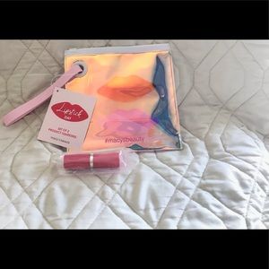 Lipstick Day lipstick, pouch, 2 product squeezers